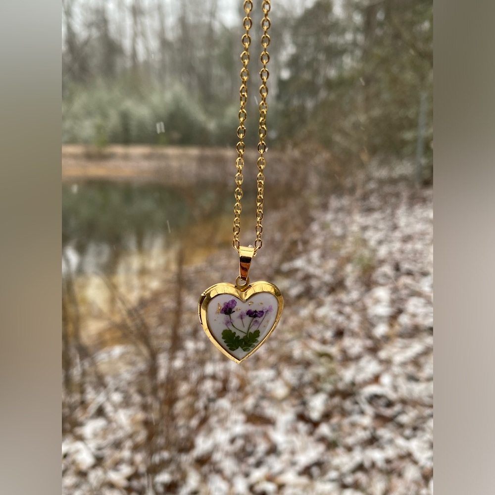 Pressed Flower Locket - Picture 5 of 11